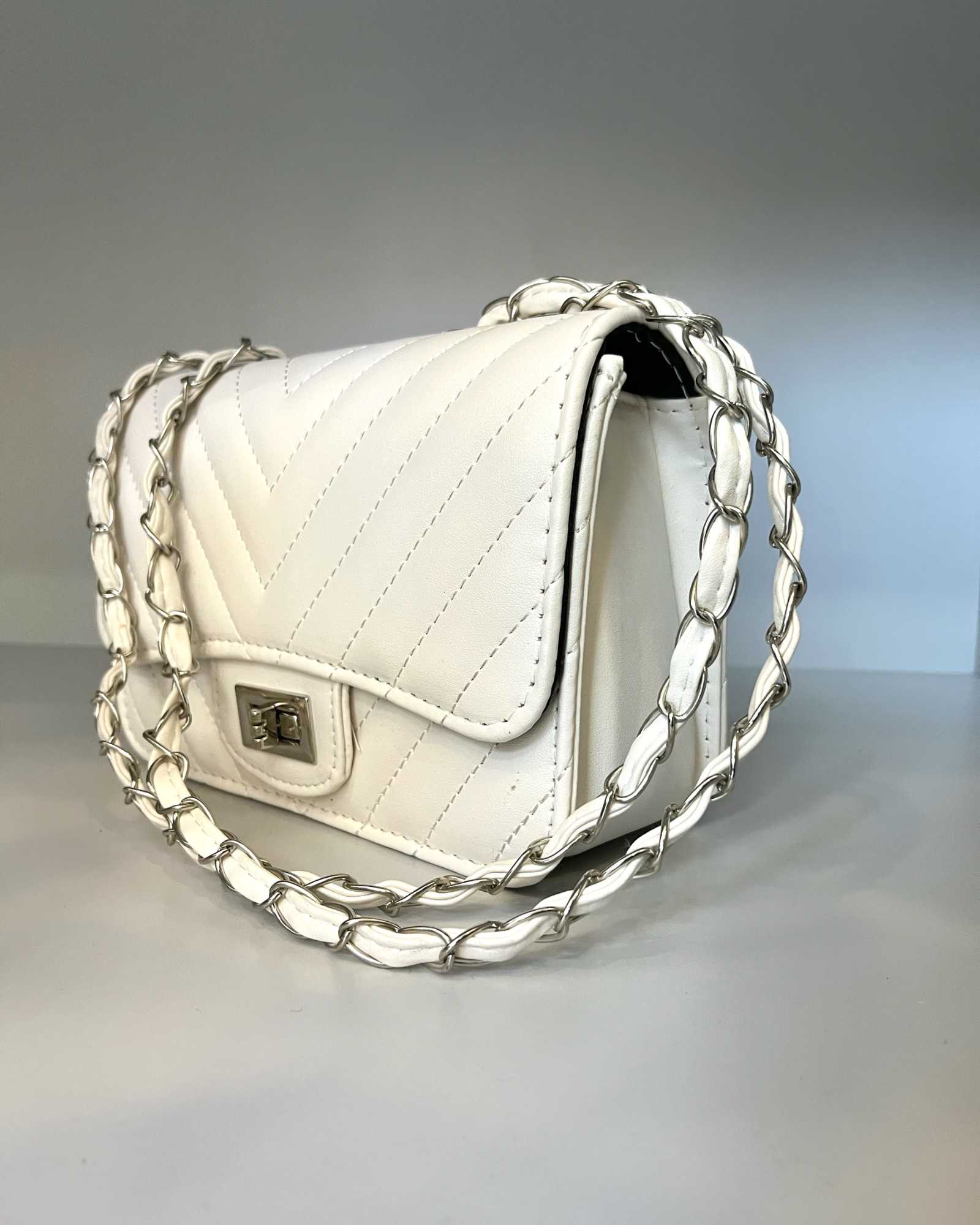 Borsa bianca con tracolla argento mondello store