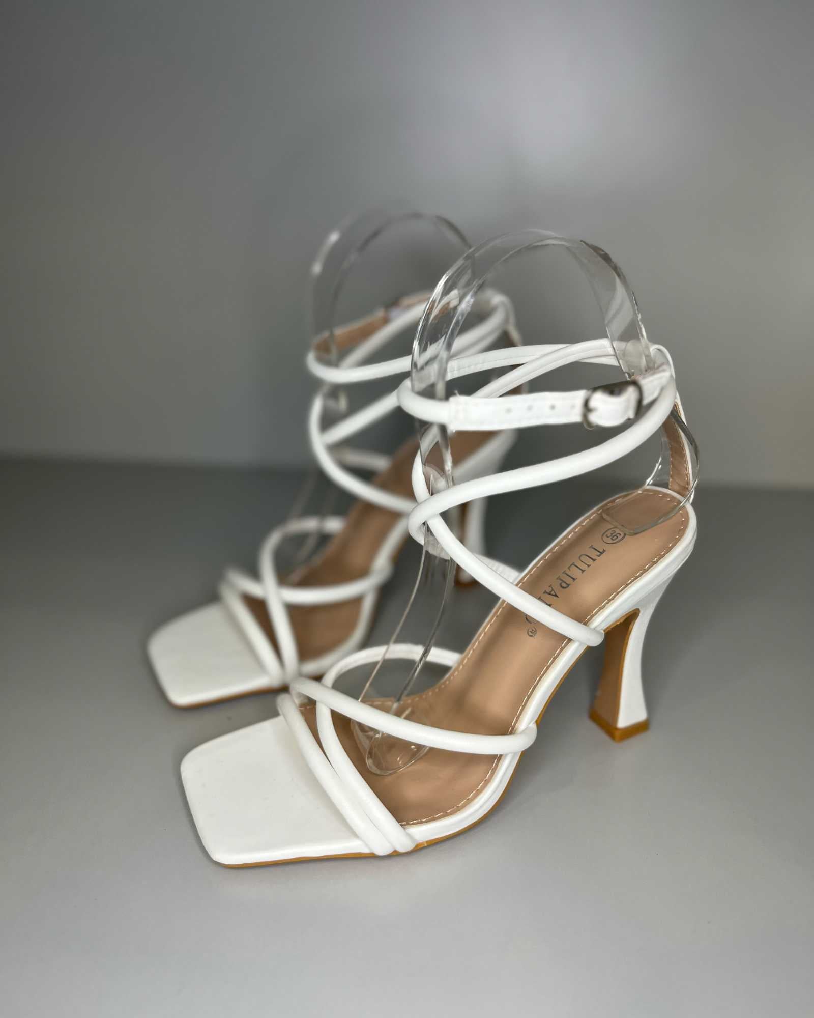 Sandali bianchi con tacco alto Tulipano