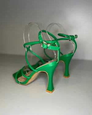Sandali con tacco alto in verde Tulipano
