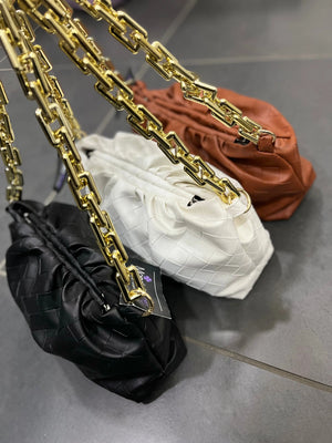 Borsa con catena mod. Bottega V 3 colori Mondello Store