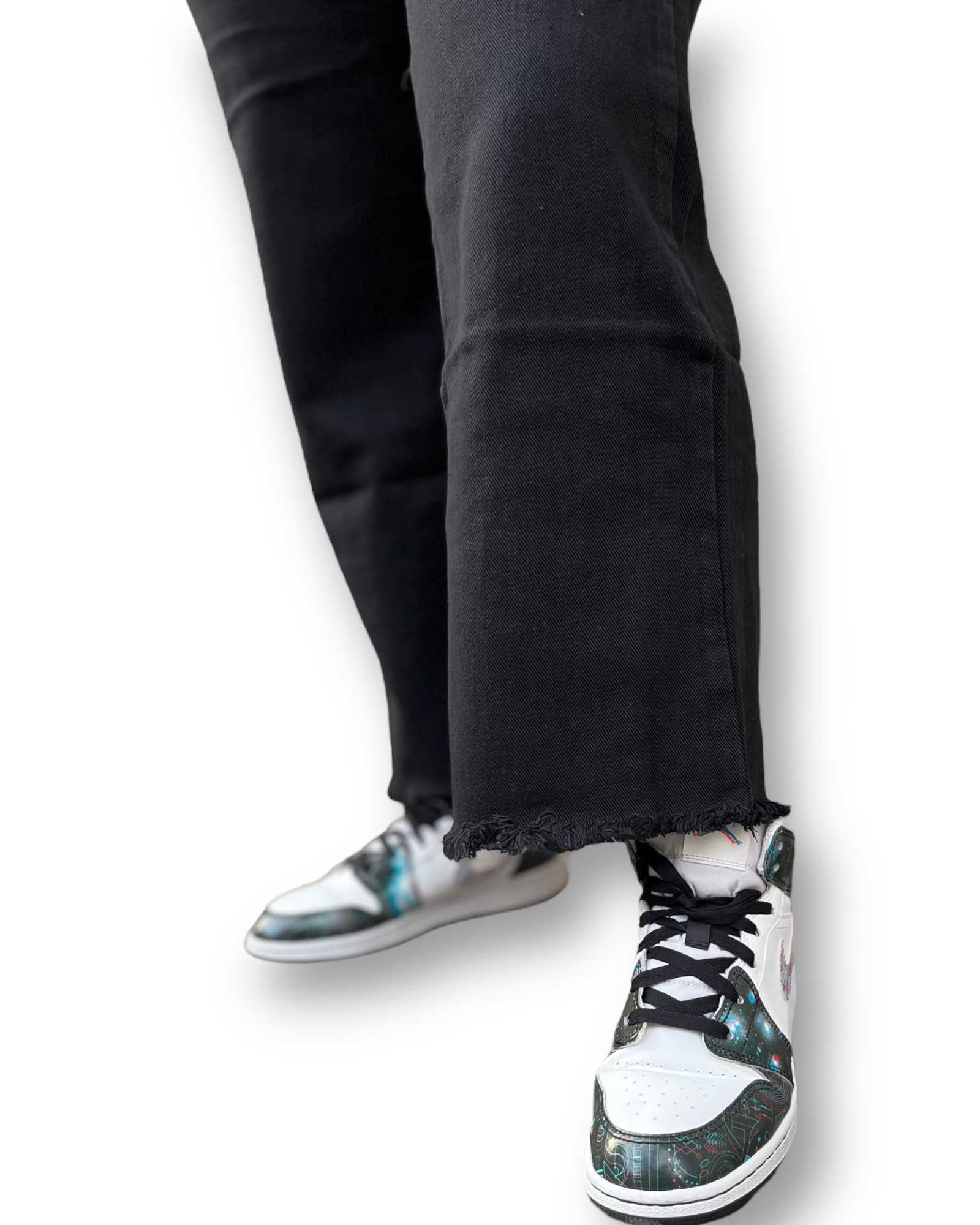 Jeans gamba larga sfrangiato nero Mondello Store