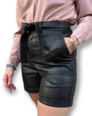 Pantaloncino effetto pelle nero Mondello Store