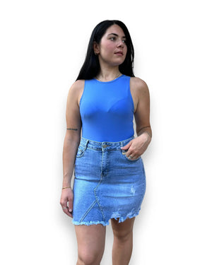 Gonna akè in blu jeans akè